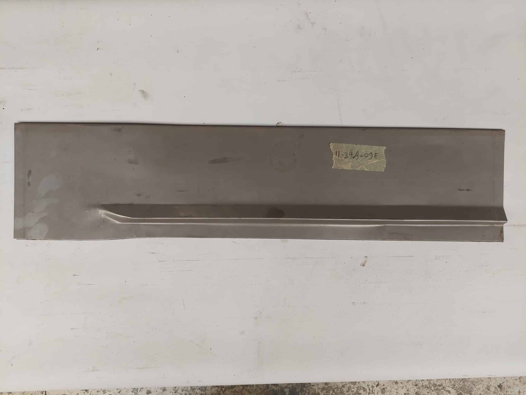 Rear Quarter Pointed Lip End Panel, Right 11-34a-09e